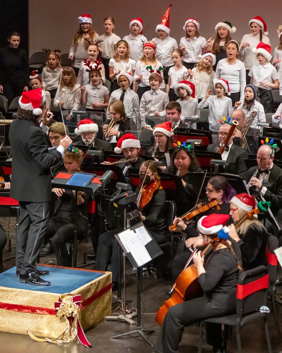 Featured image for “Holiday Concerts”